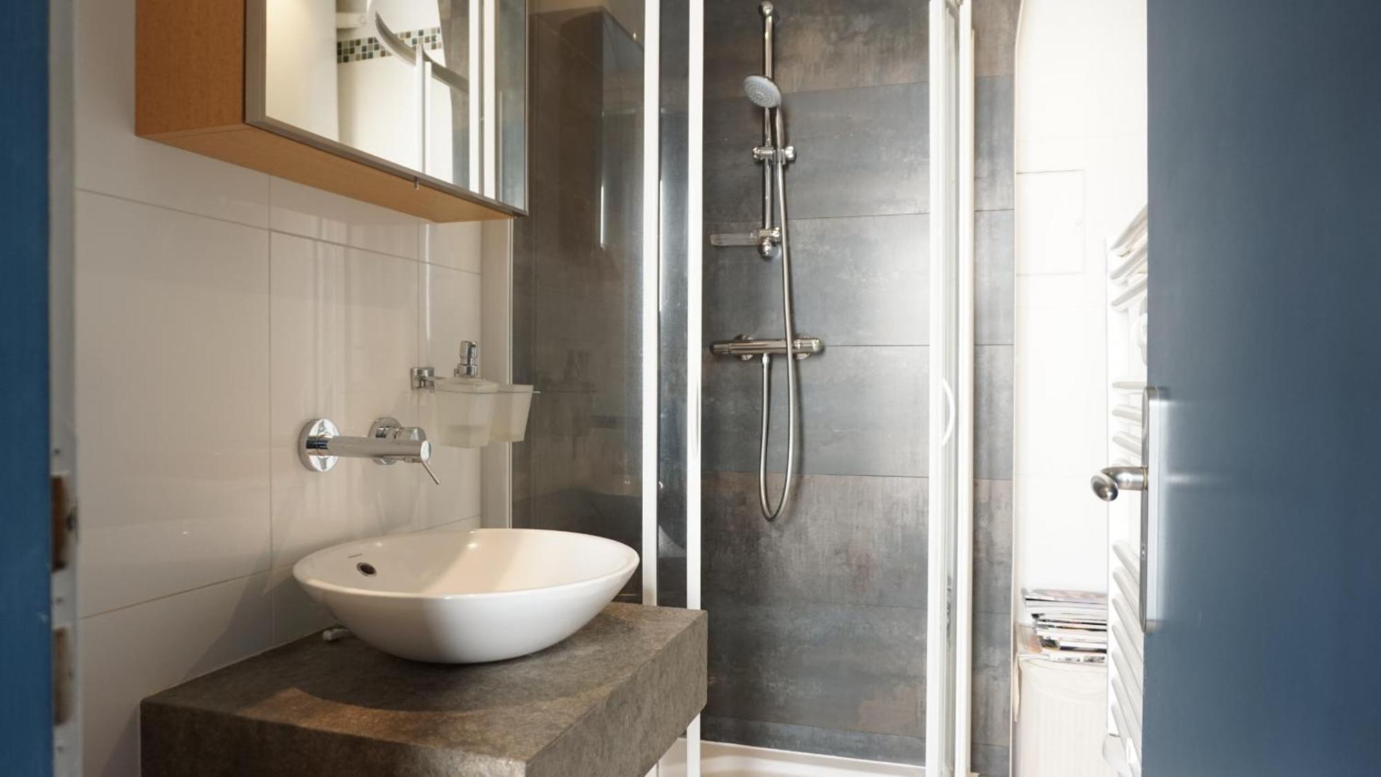 Urban In Heart Of Faubourg Saint Honore District Apartment